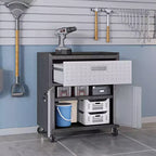Manhattan Comfort Fortress Ensemble 3 pièces d'armoires de garage et de table de travail mobiles et compactes 2.0 Gris : Rangement verrouillable, étagères réglables, roulettes