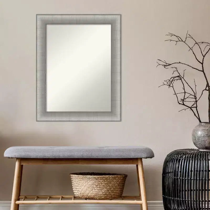 Miroir mural élégant 23 po x 29 po pour salle de bain, étain brossé - Amanti Art : Rectangulaire moderne, fixation murale