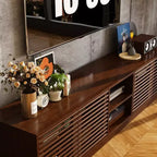 Meuble TV console multimédia Famapy en marron rustique à lattes avec grand espace de rangement