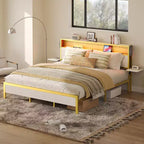 Cadre de lit plateforme King Size Bestier avec étagères de chevet pliables en bois et tête de lit de rangement LED avec station de charge