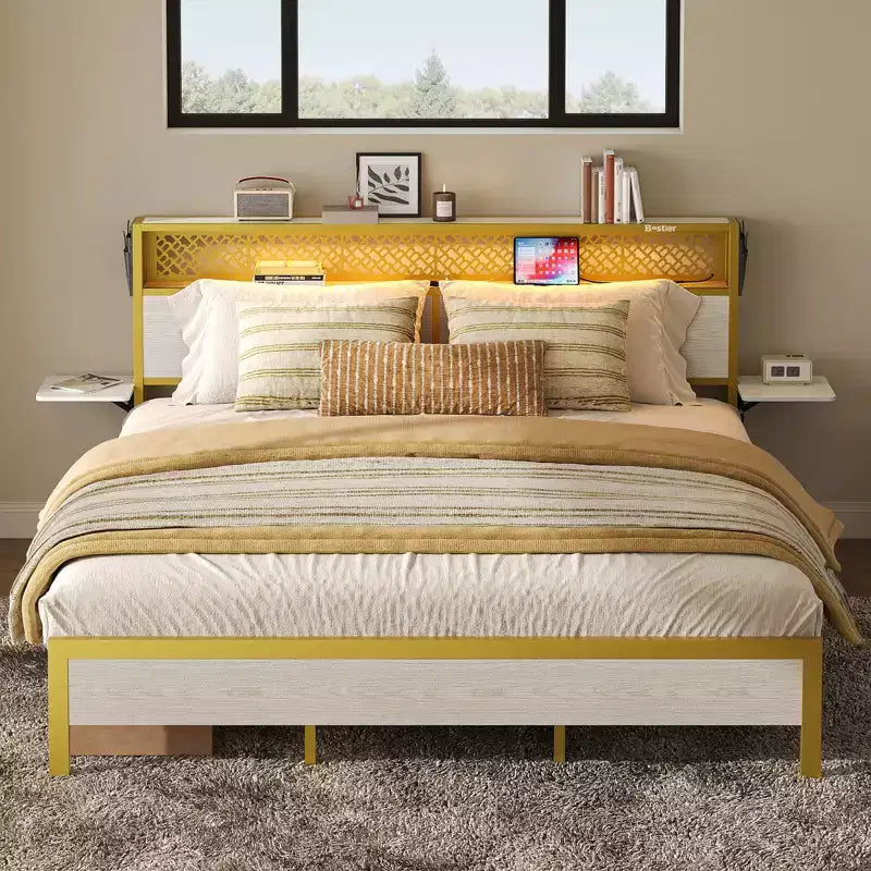 Cadre de lit plateforme King Size Bestier avec étagères de chevet pliables en bois et tête de lit de rangement LED avec station de charge