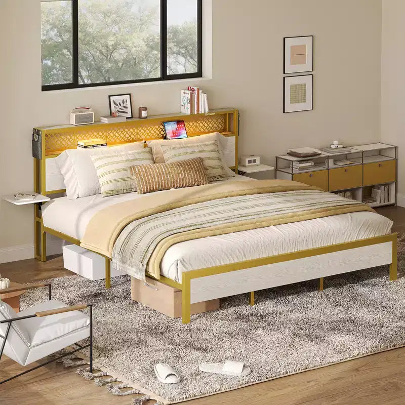 Cadre de lit plateforme King Size Bestier avec étagères de chevet pliables en bois et tête de lit de rangement LED avec station de charge