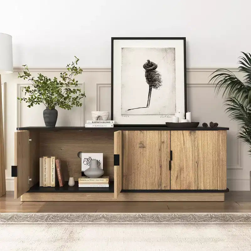 Meuble TV GDFStudio Sandy minimaliste moderne 55 en bois à quatre portes
