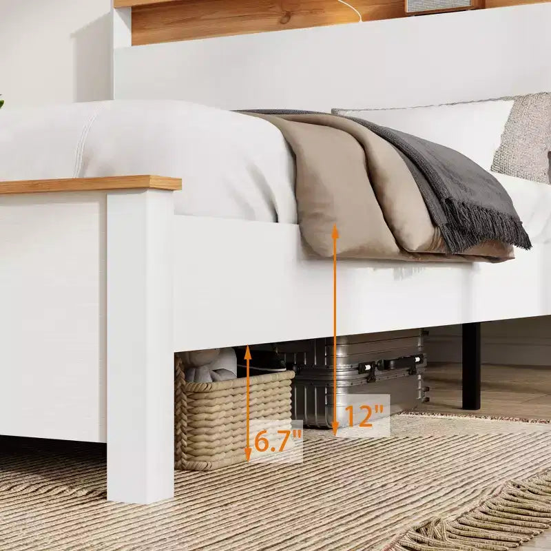 Cadre de lit rustique en bois massif style ferme avec tête de lit de rangement et station de recharge USB intégrée, assemblage facile, blanc classique