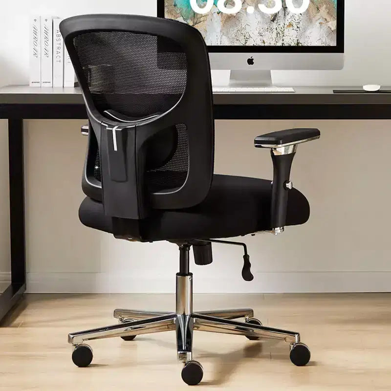 Chaise de bureau moderne Okak en maille réglable avec accoudoirs et soutien lombaire, chaise de bureau ergonomique pivotante pour le bureau et l'étude