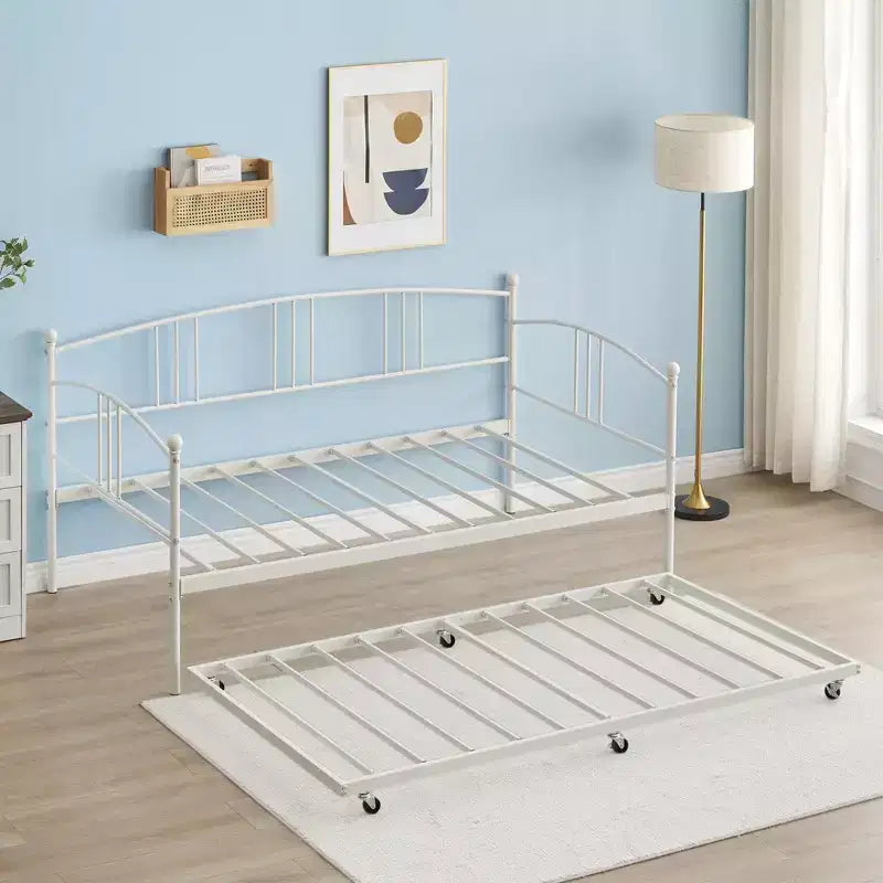 Lit de repos double en métal avec lit gigogne, cadre de lit de repos double avec lit gigogne extractible à 6 roulettes, support à lattes en acier pour canapé-lit d'appoint pour salon, chambre à coucher, appartement.