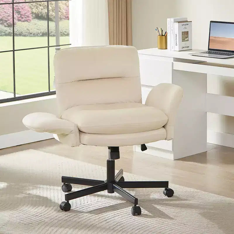 Chaise de bureau Bestier Criss Cross avec accoudoirs et roulettes, chaise de bureau ergonomique à pattes croisées, chaise de bureau pour la maison et le maquillage.