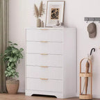 Commode à 5 tiroirs cannelés de 119 cm de hauteur avec poignées dorées, armoire de rangement au fini ton bois pour chambre, placard et entrée, organisateur multi-usage