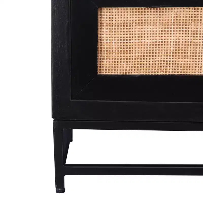 Powell Gordon Commode en bois massif et cannage naturel, pieds en métal noir, 3 tiroirs, noire : style maison de campagne moderne, plateau en manguier