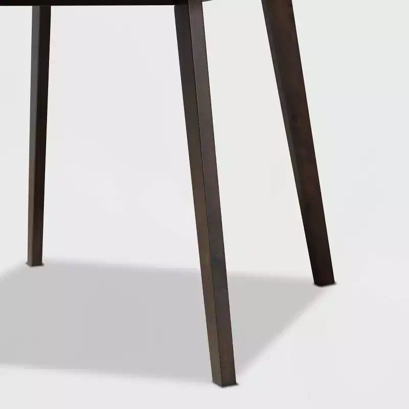 Table à manger Britte carrée en bois brun foncé – Baxton Studio