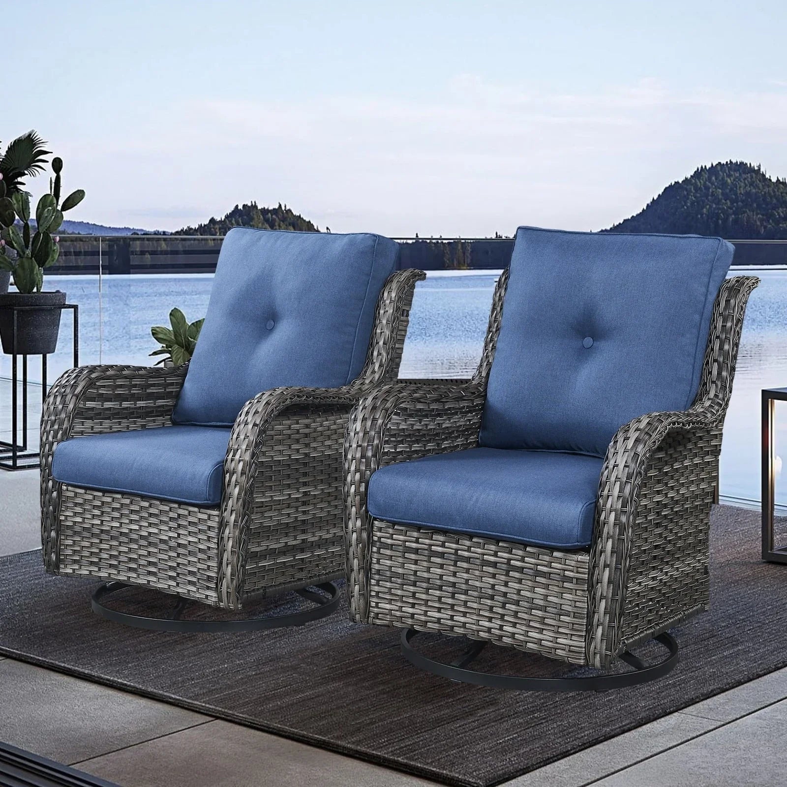 Chaises longues à bascule d'extérieur en osier Gymojoy avec base pivotante (lot de 2)