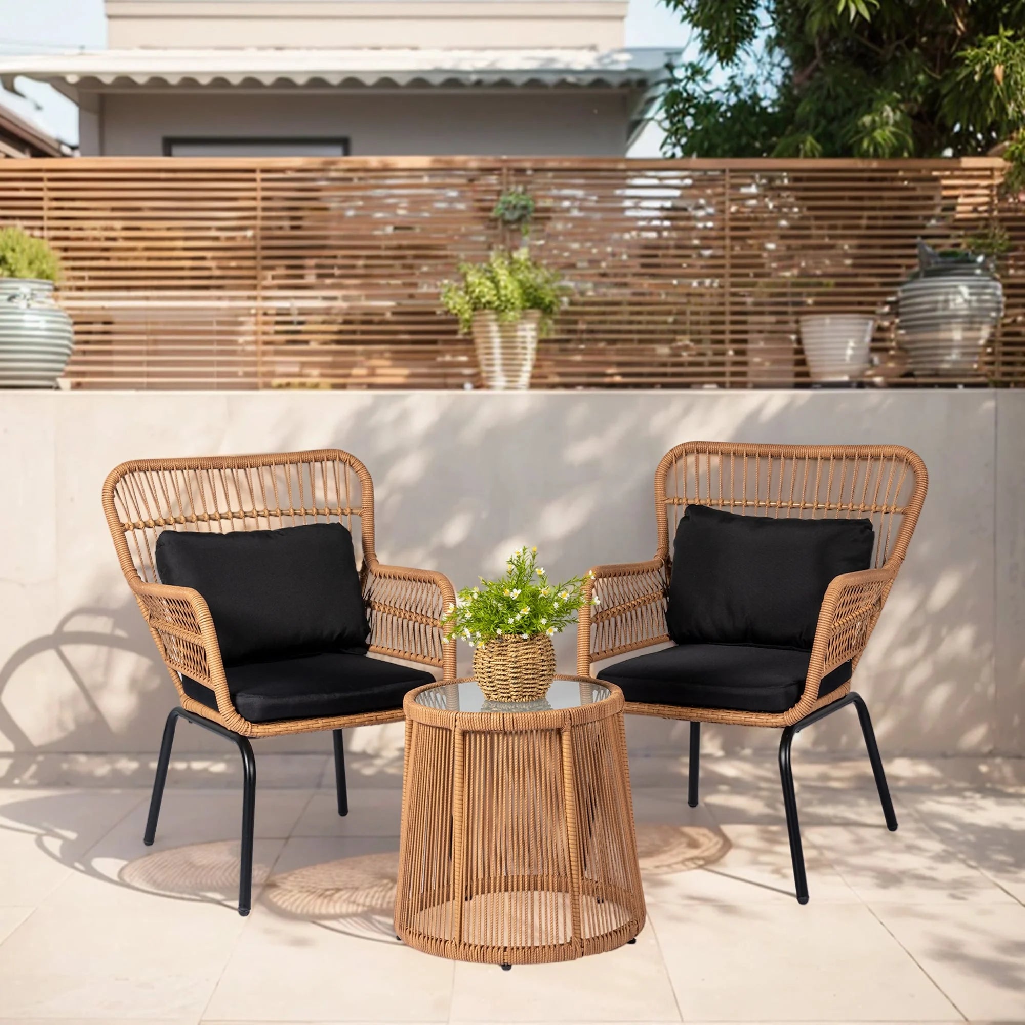 Ensemble bistrot 3 pièces en osier pour conversation, salon de jardin en rotin résistant aux intempéries avec coussins