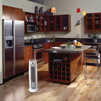 Radiateur soufflant colonne en céramique Lasko 5775, portable, électrique, 1500 watts, pour intérieur, oscillant, avec thermostat réglable, argent