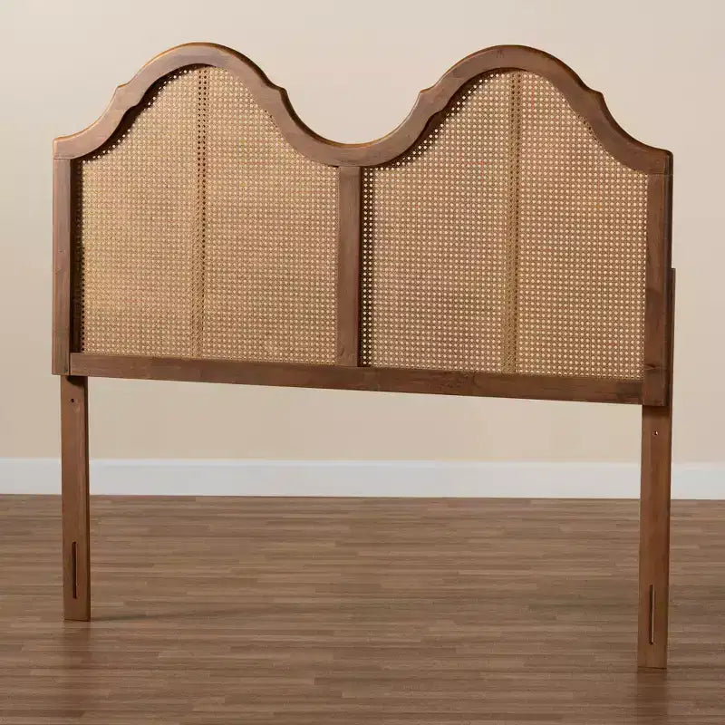 Tête de lit arquée en bois vintage de noisetier et rotin synthétique noyer - Baxton Studio