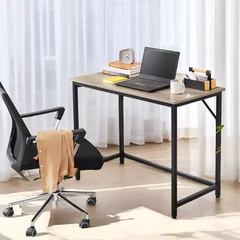 VASAGLE Bureau informatique 99 cm, petite station de travail pour bureau à domicile, table pour PC portable de style industriel, cadre en acier