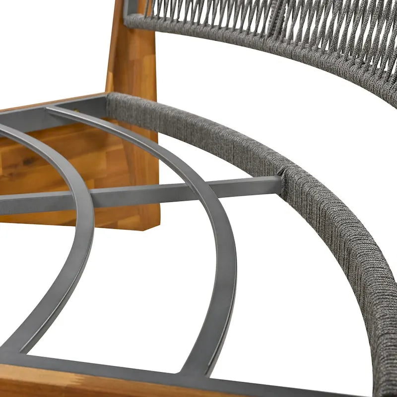 6 Person Outdoor Seating Group with Cushions and A Coffee Table