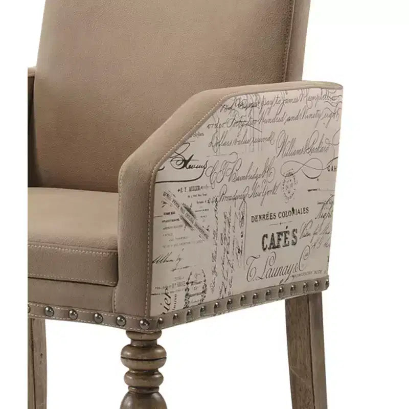 Chaise de salle à manger avec accoudoirs Roundhill Furniture Birmingham Script Imprimé Fini Bois Flotté avec Clous Décoratifs, Lot de 2